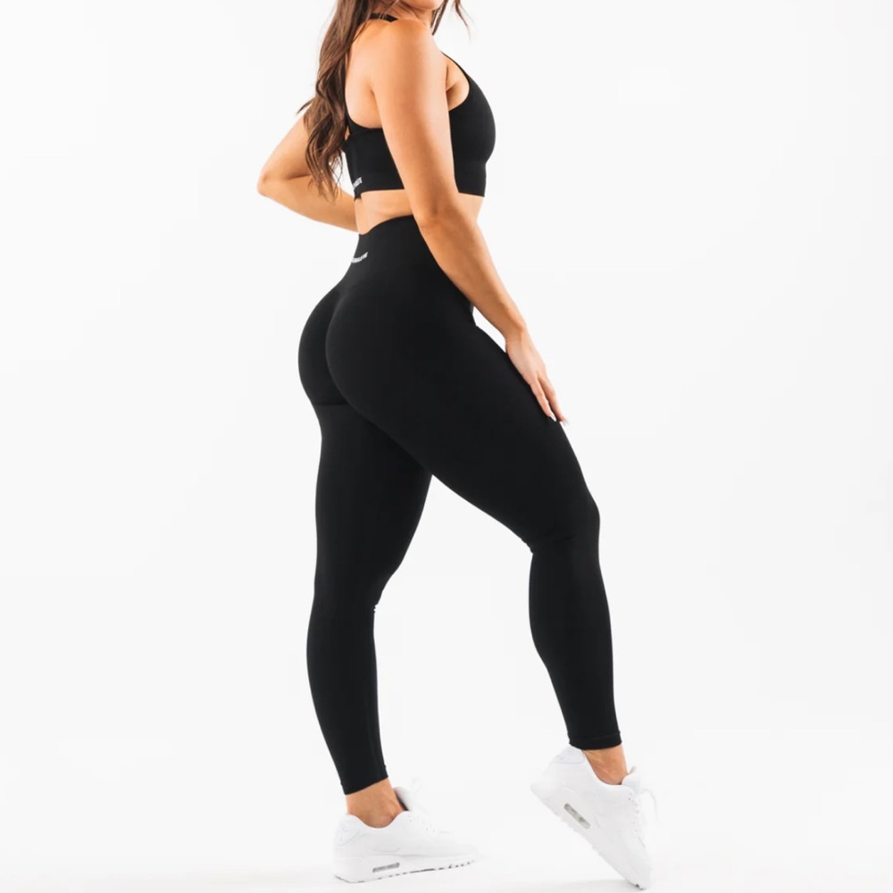 Alphalete• Amplify Legging• Black• Small•